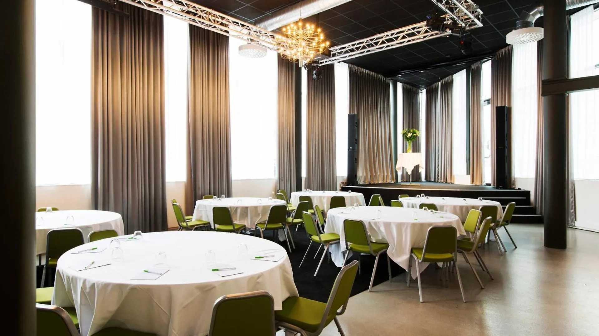 Hotel Courtyard By Marriott Stockholm Kungsholmen