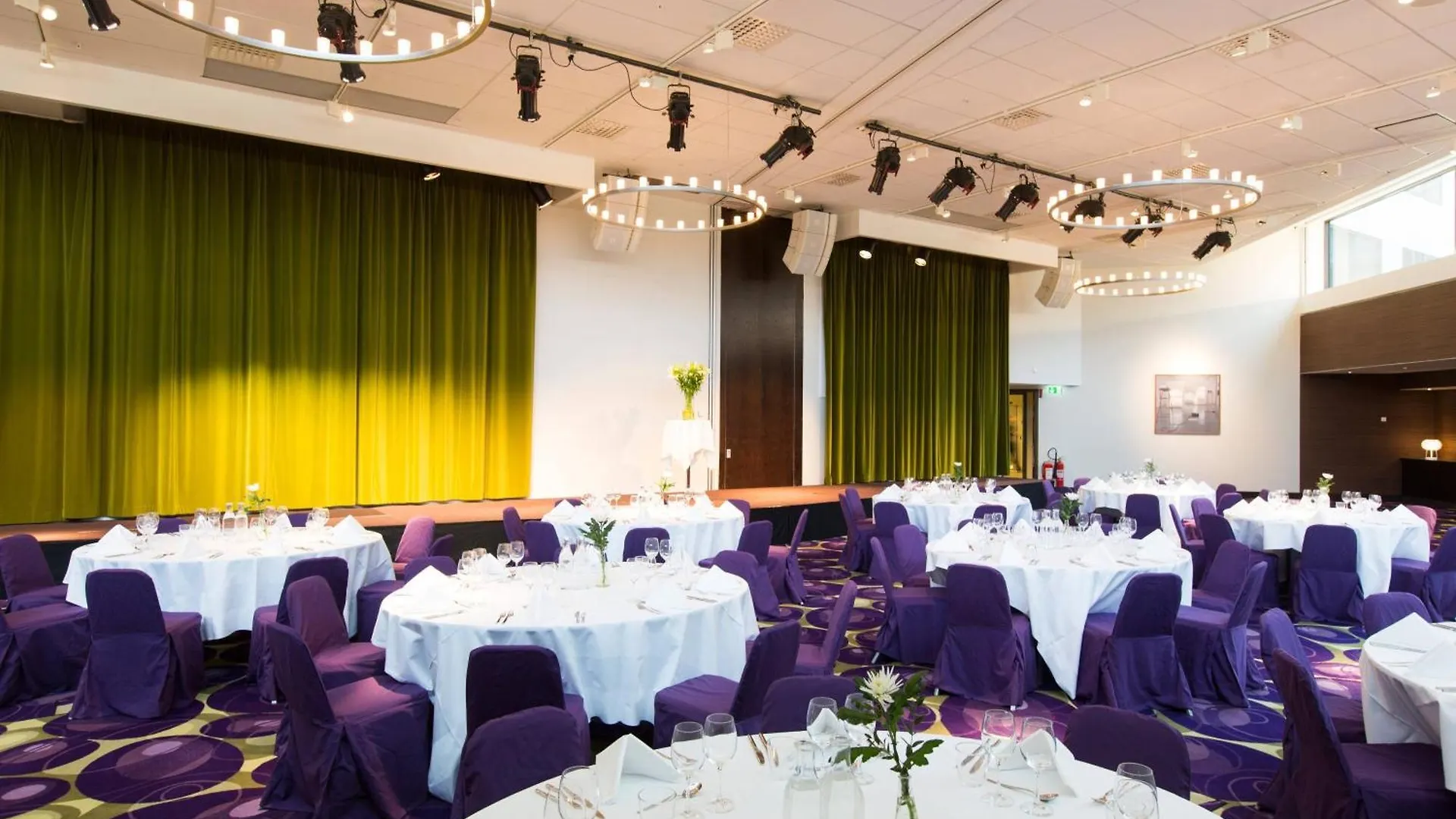 Hotel Courtyard By Marriott Stockholm Kungsholmen