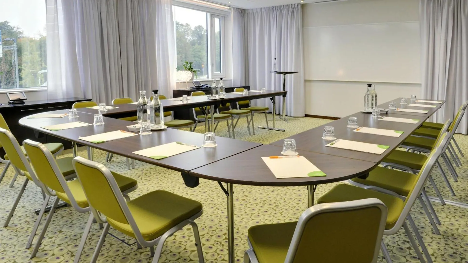 Hotel Courtyard By Marriott Stockholm Kungsholmen 4*,  Suecia